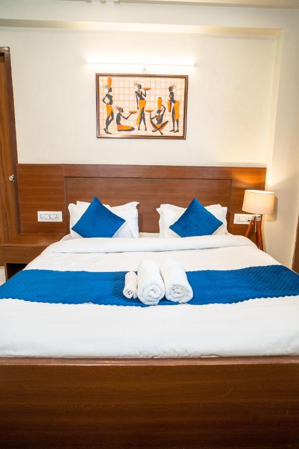 The Lodgers 2 Bhk Serviced Apartment Infront Of Artemis Hospital Gurgáon Kültér fotó
