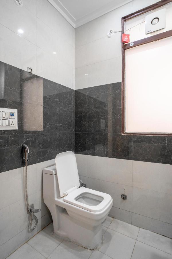 The Lodgers 2 Bhk Serviced Apartment Infront Of Artemis Hospital Gurgáon Kültér fotó