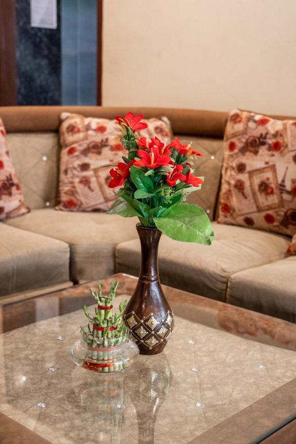 The Lodgers 2 Bhk Serviced Apartment Infront Of Artemis Hospital Gurgáon Kültér fotó